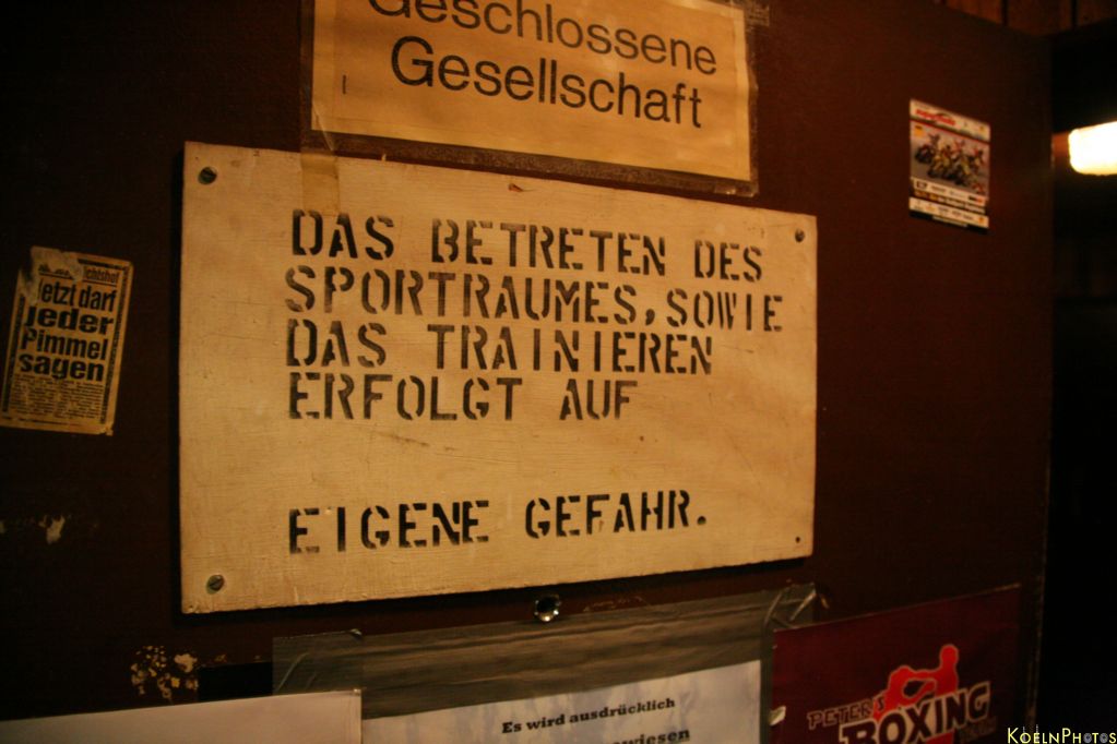 Bild 2010-07-10_11_Hanmburg_174.jpg wird geladen...