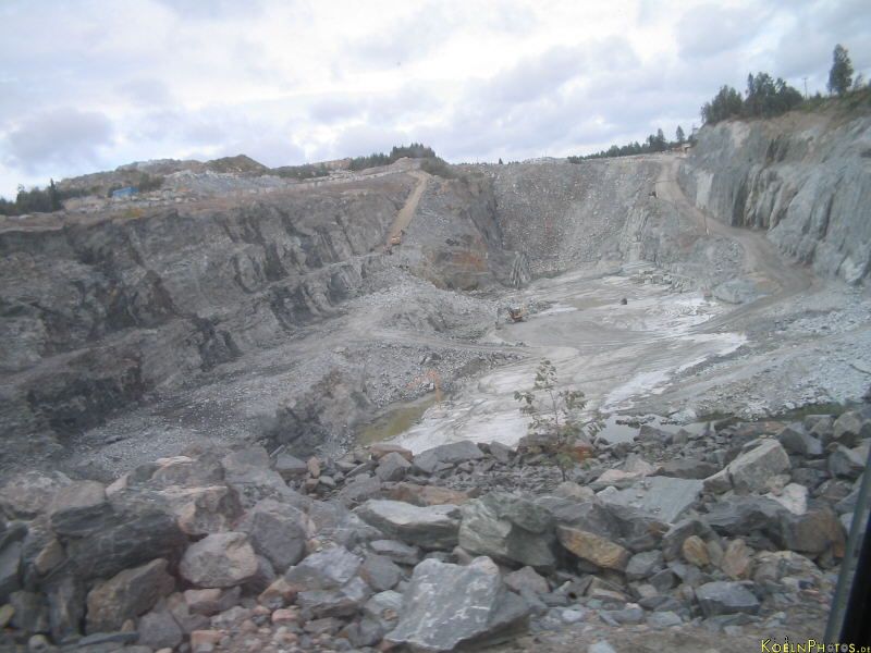 Bild 2004-09-09-12_084.JPG wird geladen...